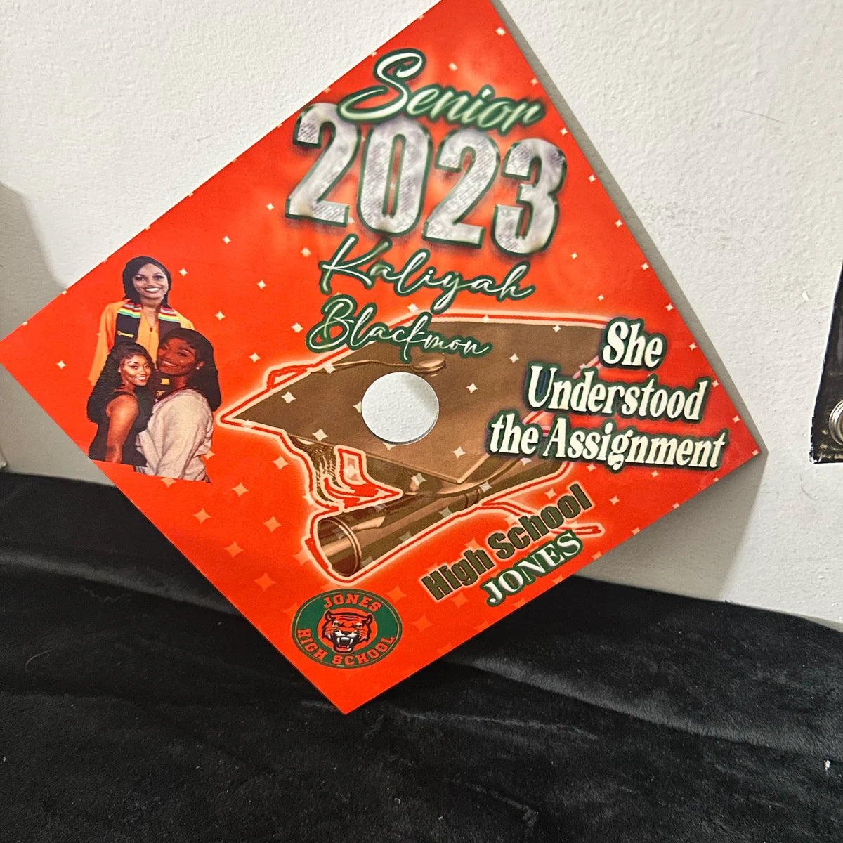 CUSTOMIZED GRADUATION CAP TOPPER